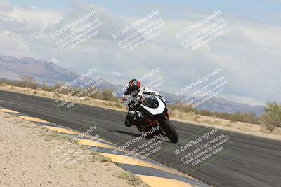 media/May-05-2025-Moto Forza (Mon) [[3c1838c5e5]]/2-B Group/Session 2 (Turn 7 Inside)/